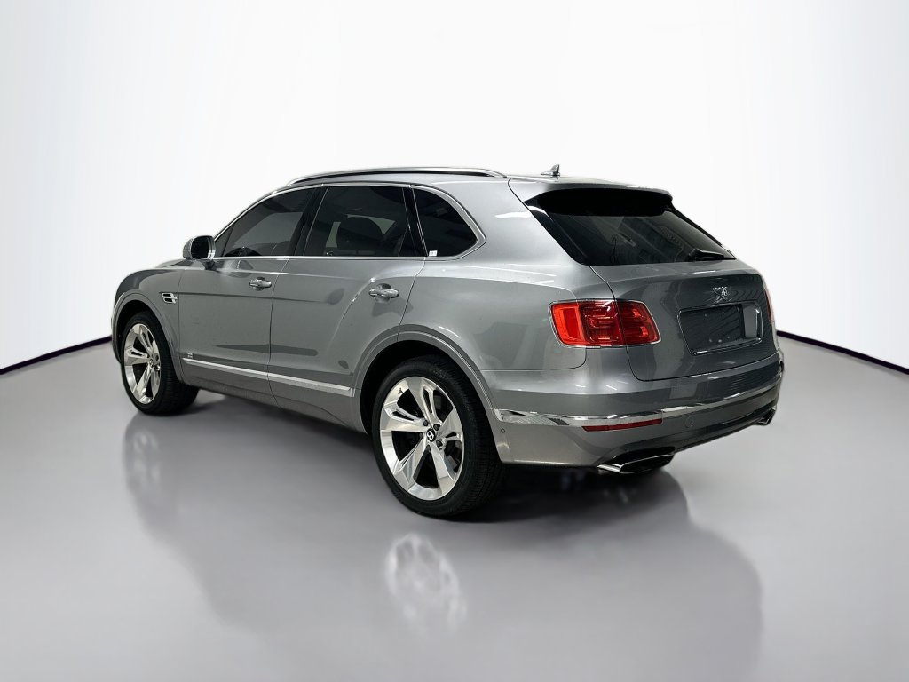 Used 2018 Bentley Bentayga AWD/4WD image 3