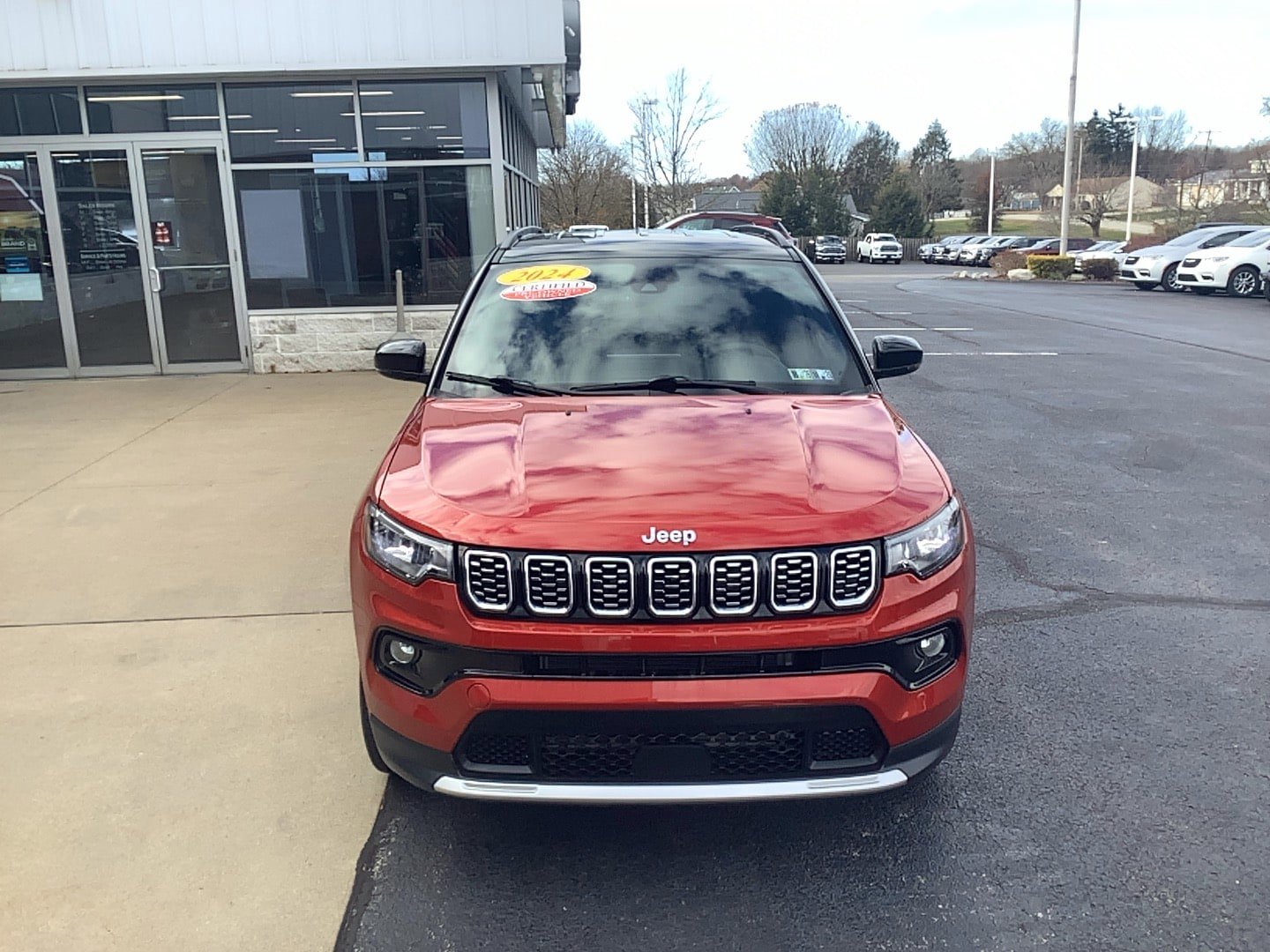 Used 2024 Jeep Compass Limited AWD/4WD image 2