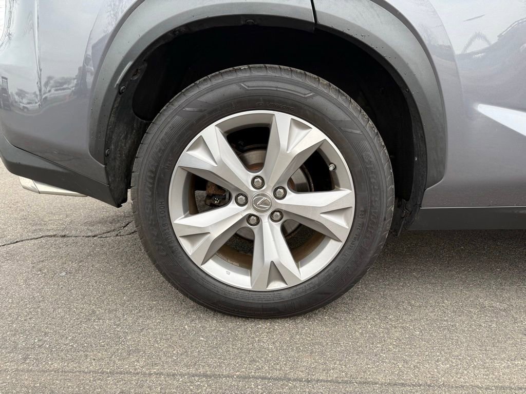 Used 2017 Lexus NX 200t AWD w/ Premium Package image 27