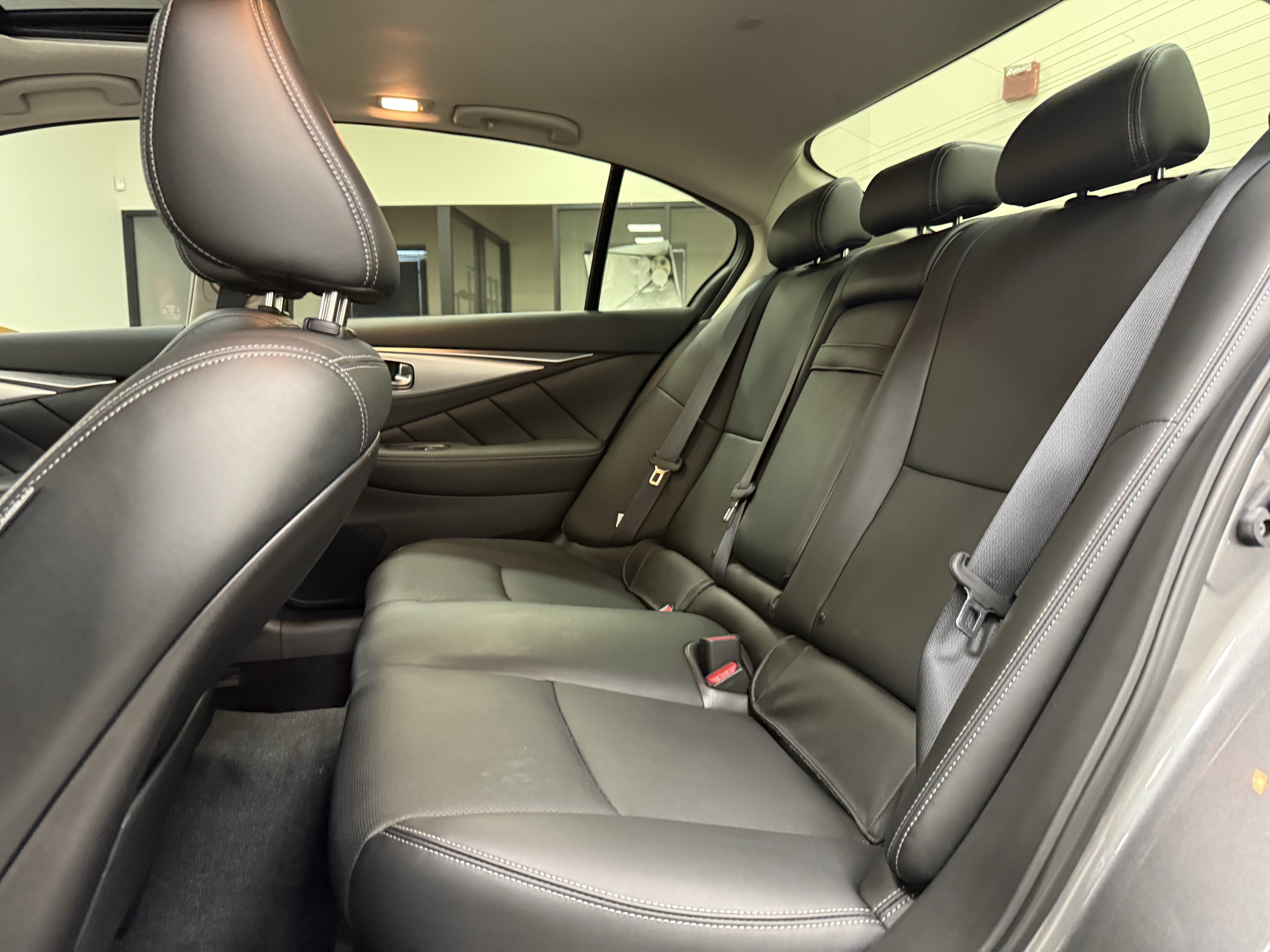 Used 2023 INFINITI Q50 Luxe w/ Cargo Package RWD image 16