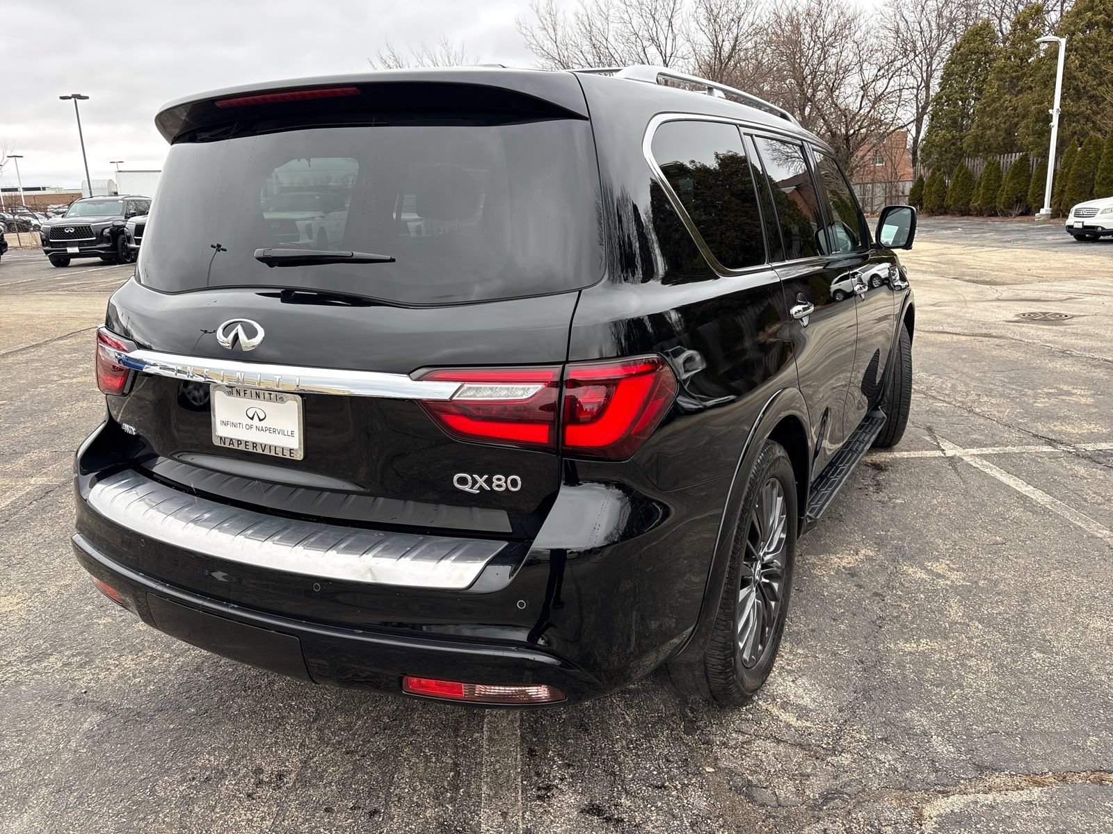 Used 2022 INFINITI QX80 Sensory w/ Cargo Package AWD/4WD image 5