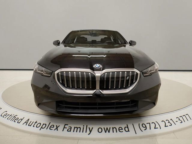 Used 2025 BMW i5 eDrive40i image 6