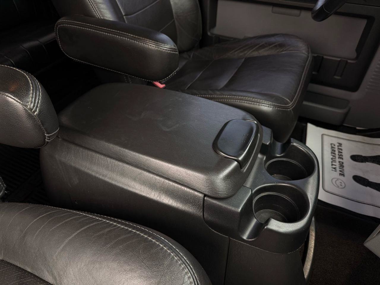 Used 2012 Ford F650 2WD Crew Cab Super Duty image 32