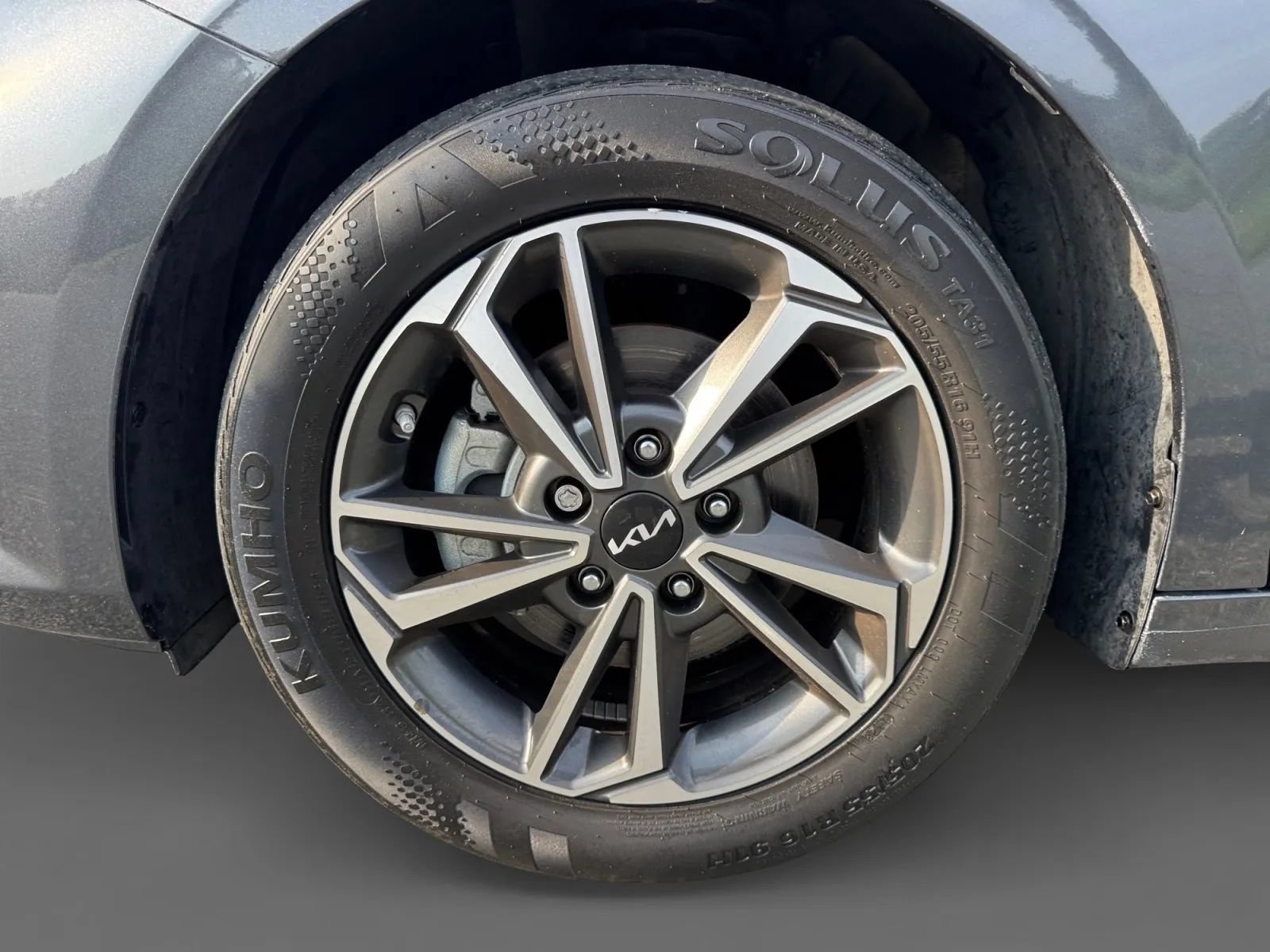 Used 2023 Kia Forte LXS w/ LXS Technology Package FWD image 25