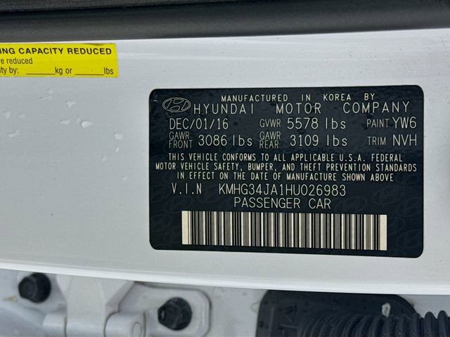 Used 2017 Genesis G90 3.3T Premium image 38