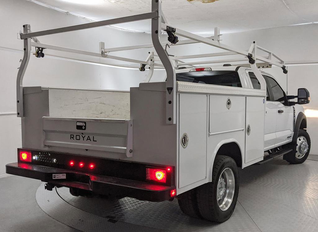 Certified 2024 Ford F450 XL RWD image 3
