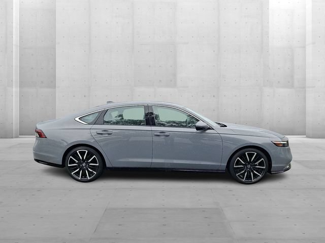 Used 2023 Honda Accord Touring image 7