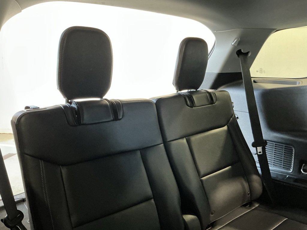 Used 2023 Ford Explorer XLT w/ Equipment Group 202A image 32