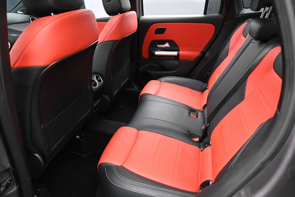Used 2024 Mercedes-Benz GLA 35 AMG 4MATIC image 33