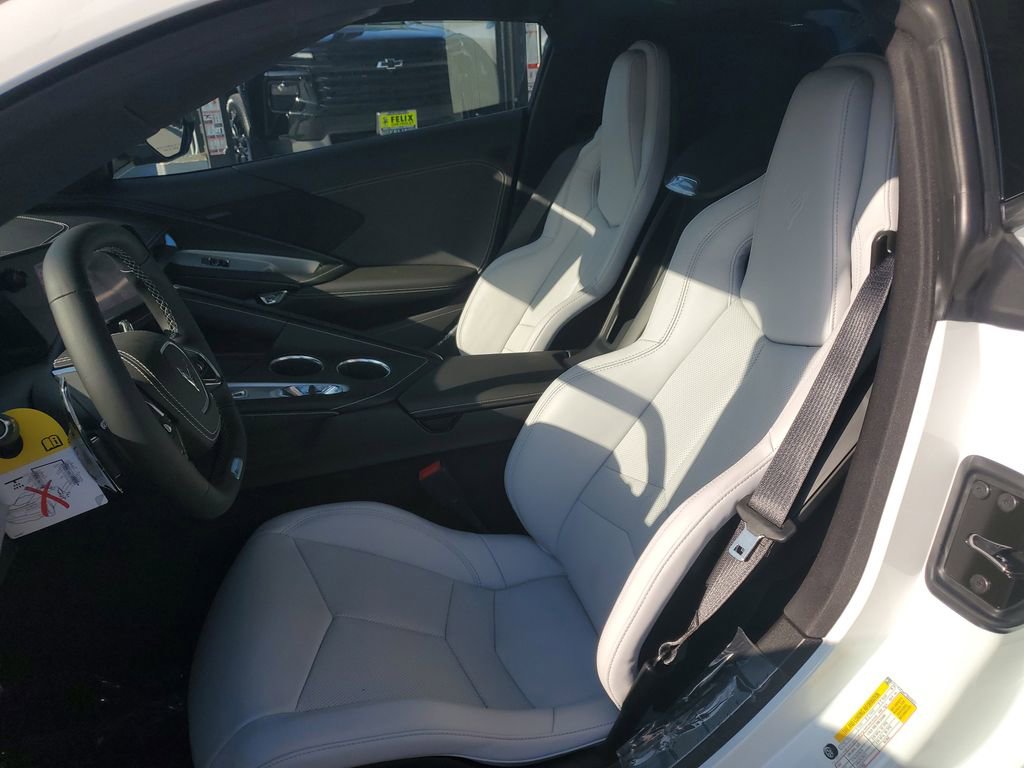 New 2026 Chevrolet Corvette E-Ray image 15