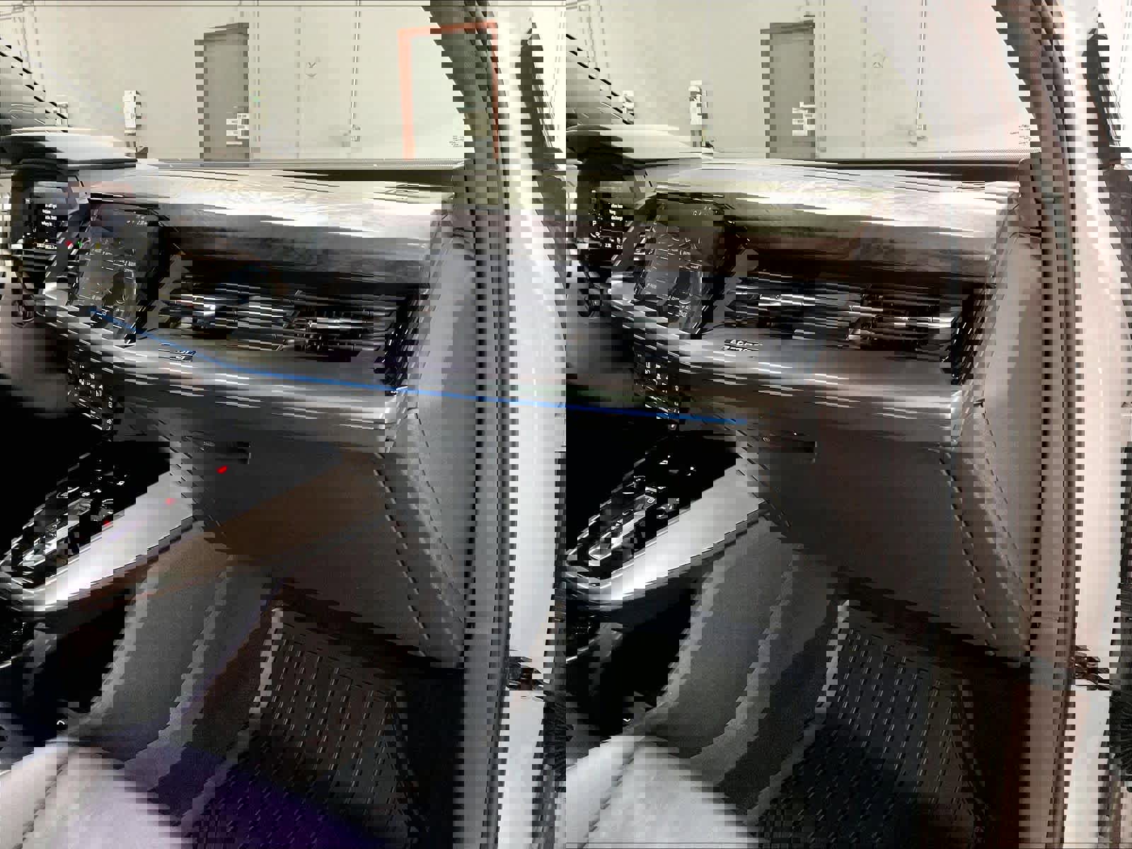 Certified 2023 Audi Q4 e-tron Premium Plus w/ Premium Plus image 17