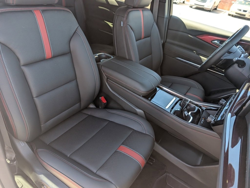 New 2026 Chevrolet Traverse RS w/ LPO, Floor Liner Package image 12