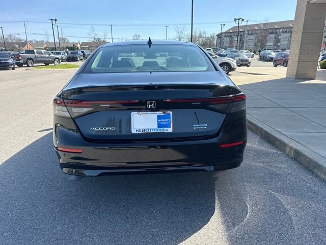 Used 2024 Honda Accord Touring image 3