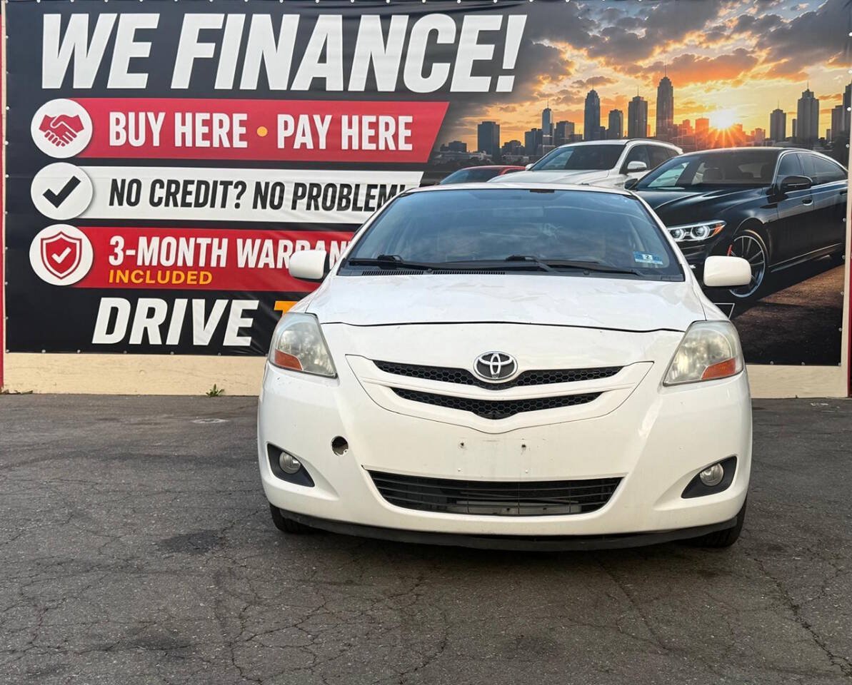 Used 2008 Toyota Yaris Sedan w/ Convenience Pkg FWD image 2