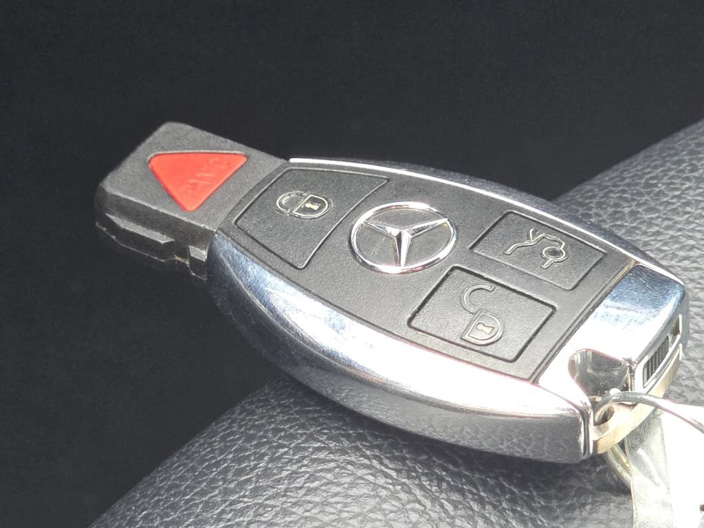 Certified 2020 Mercedes-Benz GLA 250 image 32