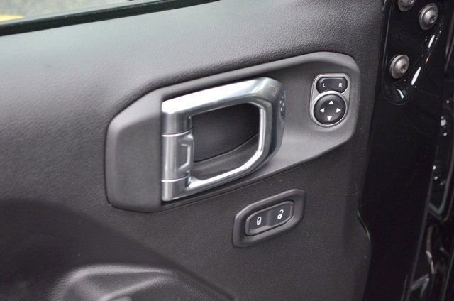 New 2026 Jeep Gladiator Sport image 13