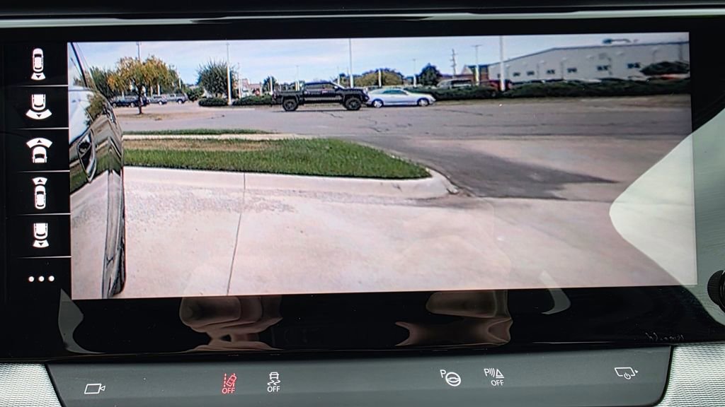 Used 2025 Jeep Wagoneer S Launch Edition image 42