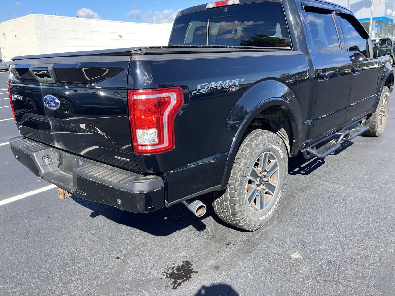 Used 2016 Ford F150 XLT w/ Equipment Group 301A Mid AWD/4WD image 7