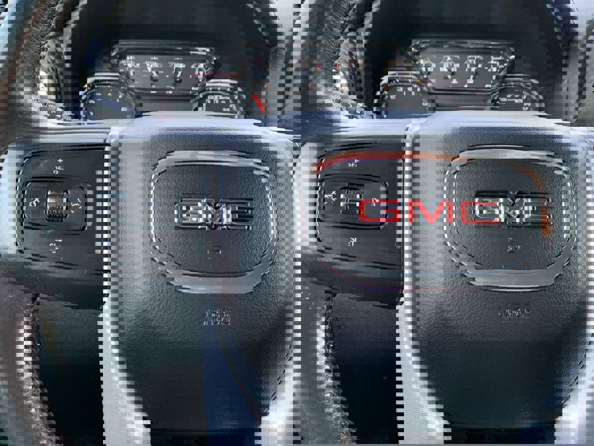 Used 2020 GMC Sierra 1500 Elevation image 18