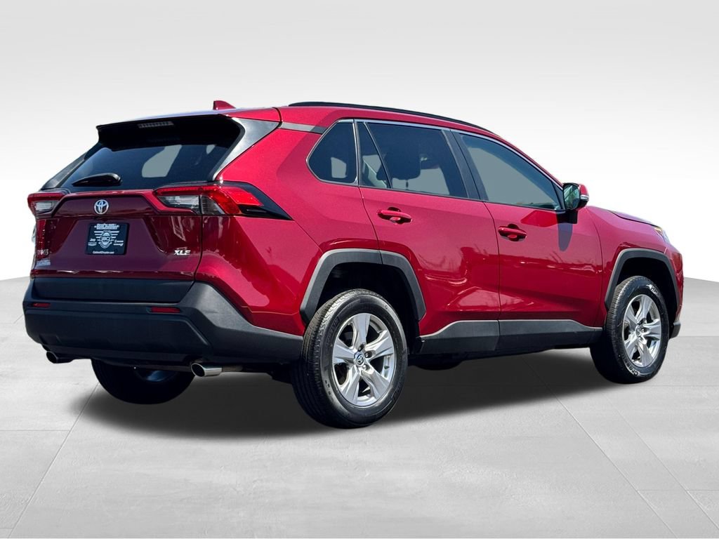 Used 2023 Toyota RAV4 XLE FWD image 7