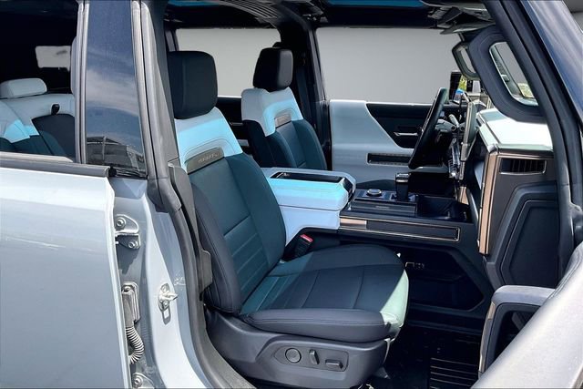 Used 2024 GMC Hummer EV 3X w/ LPO, Illumination Package AWD/4WD image 29