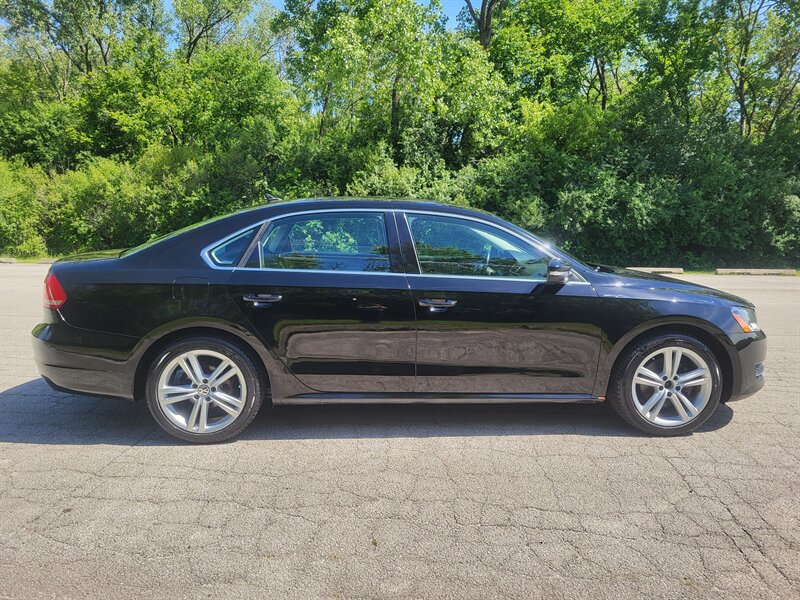 Used 2014 Volkswagen Passat 1.8T SE FWD image 7