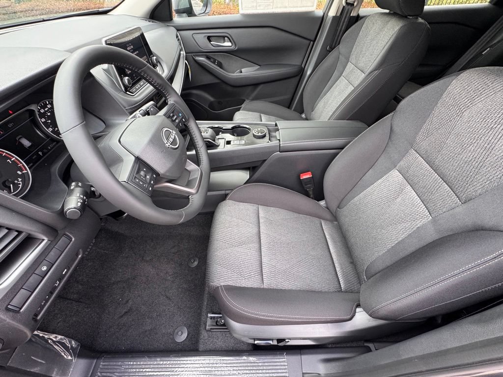 New 2026 Nissan Rogue SV AWD/4WD image 9