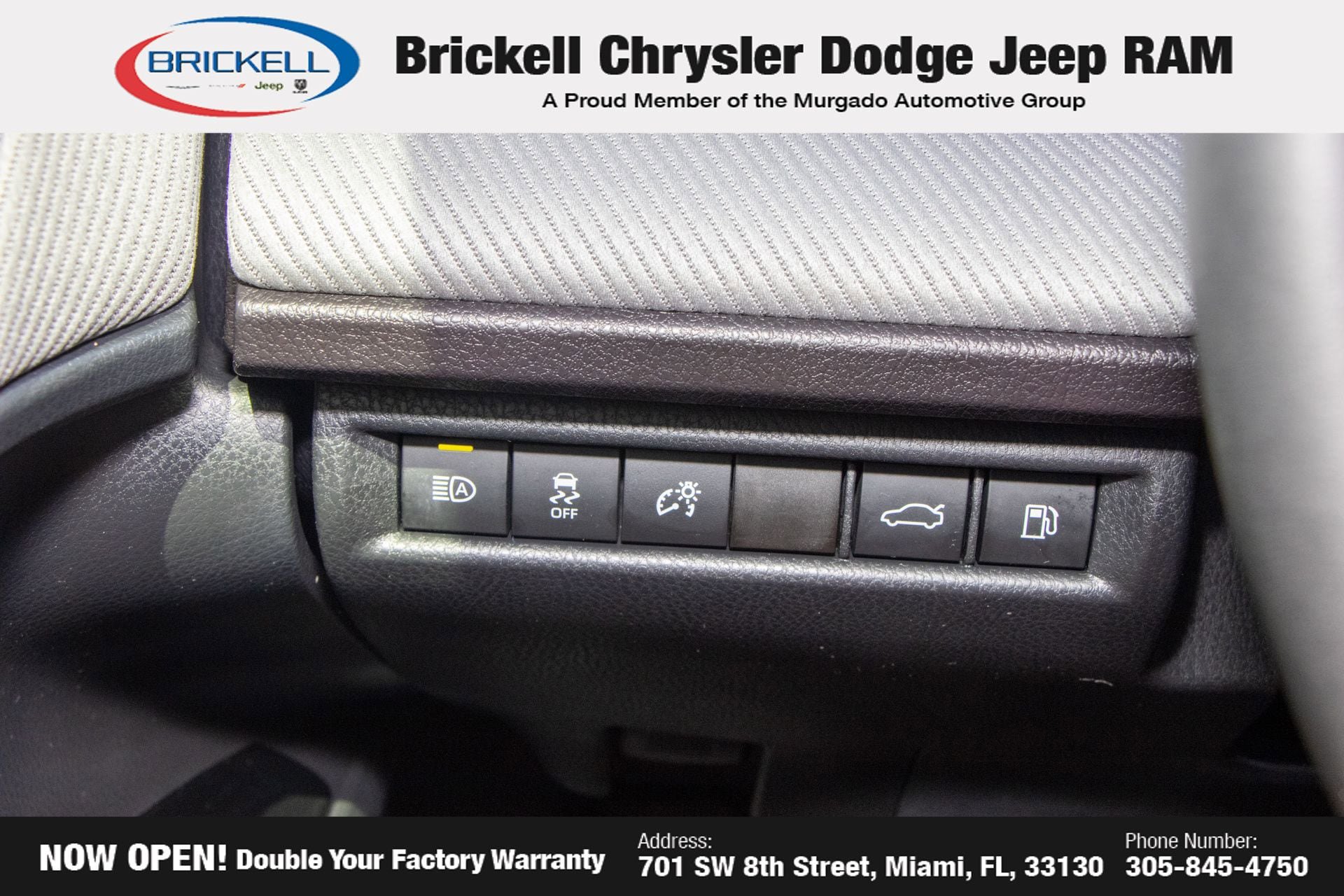 Used 2025 Toyota Camry SE FWD image 27