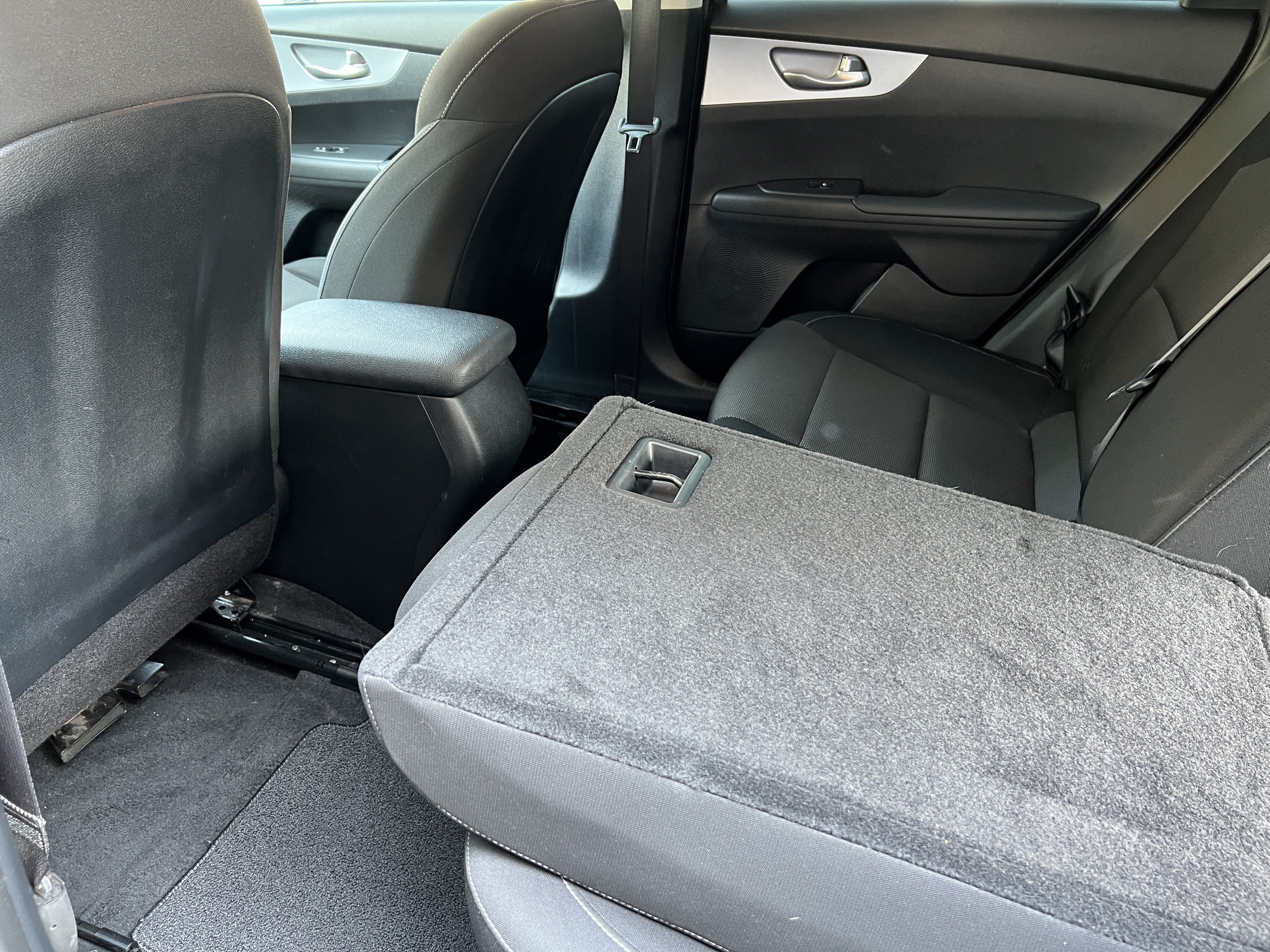 Used 2023 Kia Forte LXS w/ LXS Technology Package FWD image 16
