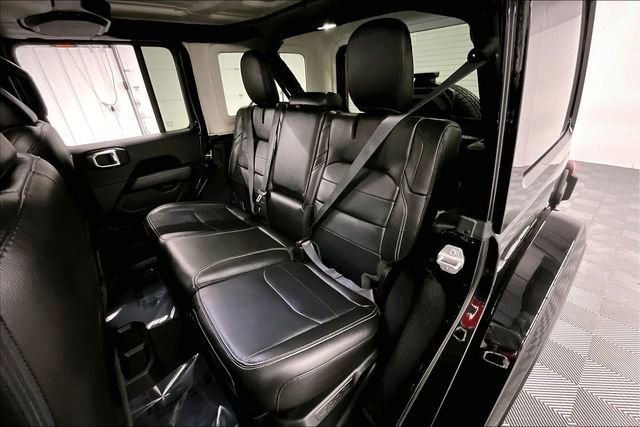 Used 2023 Jeep Wrangler Unlimited Sahara w/ Cold Weather Group image 24