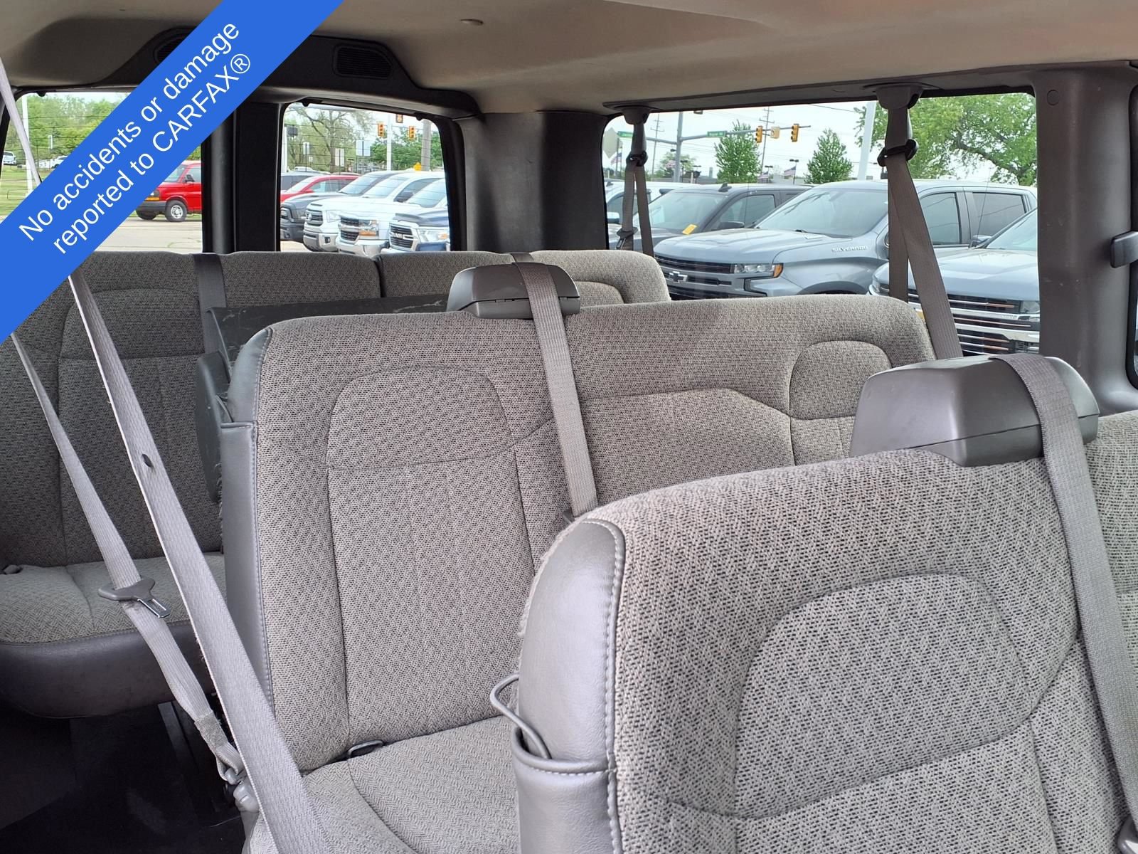 Used 2016 Chevrolet Express 3500 LT w/ LT Preferred Equipment Group RWD image 12
