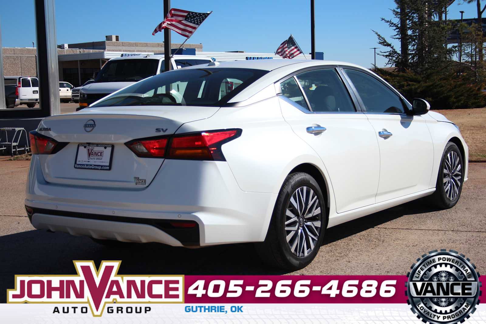 Used 2023 Nissan Altima 2.5 SV image 9