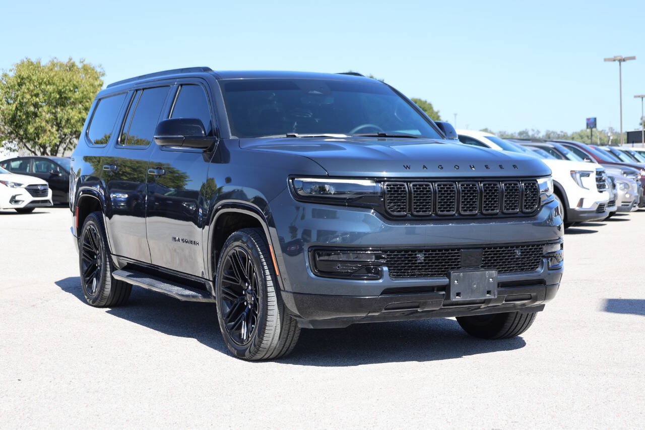 Used 2024 Jeep Wagoneer Series II AWD/4WD image 4