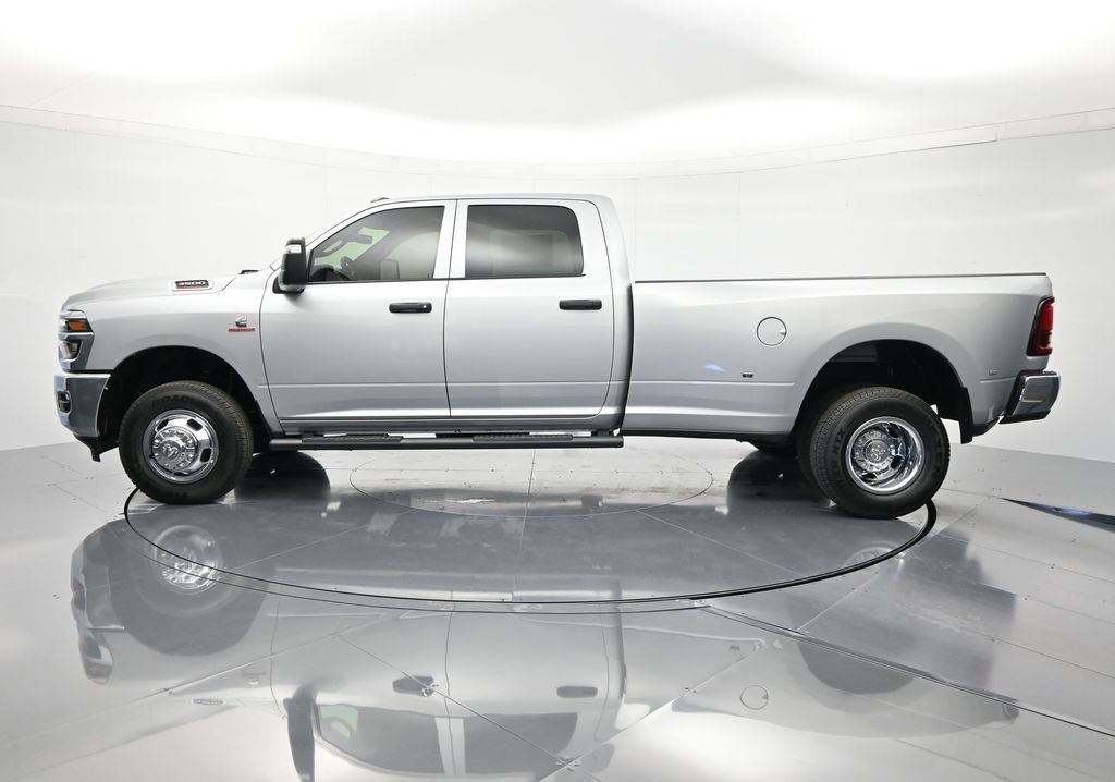 New 2026 RAM 3500 Tradesman image 9