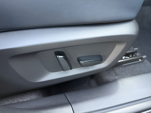 New 2026 Mitsubishi Outlander SEL FWD image 24