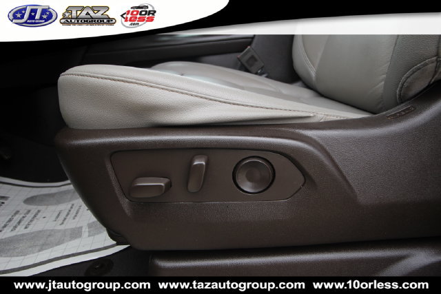 Used 2021 Chevrolet Tahoe Z71 w/ Rear Media and Nav Package AWD/4WD image 11