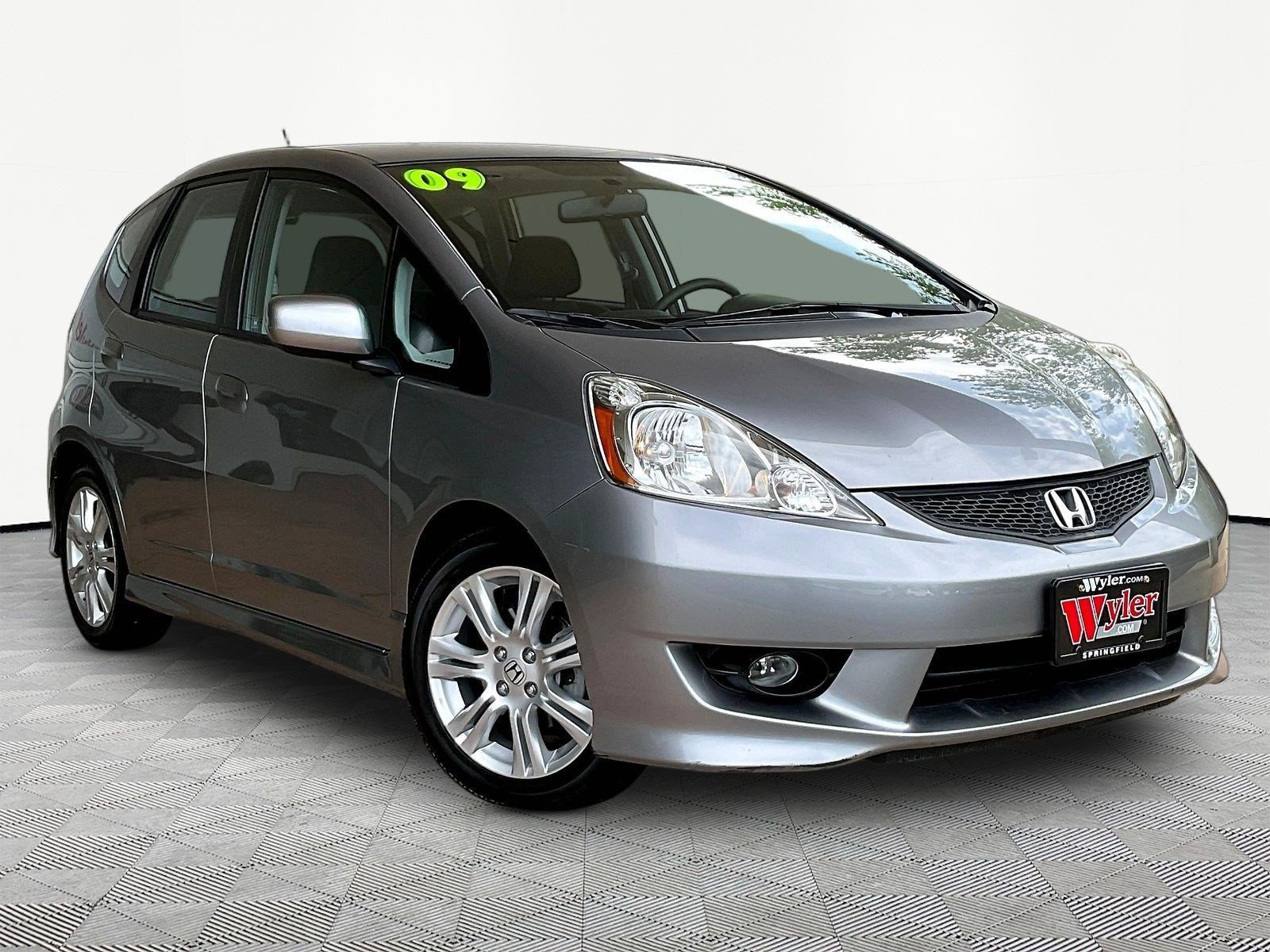 Used 2009 Honda Fit Sport image 3