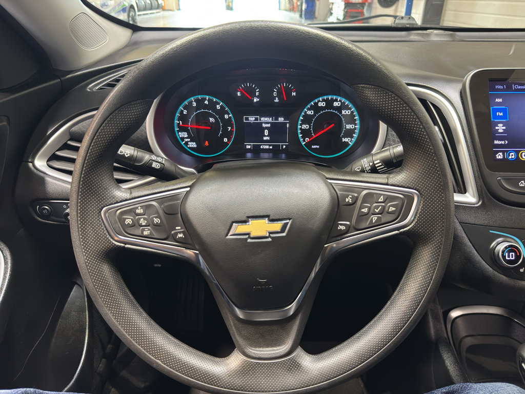 Used 2025 Chevrolet Malibu LT FWD image 19