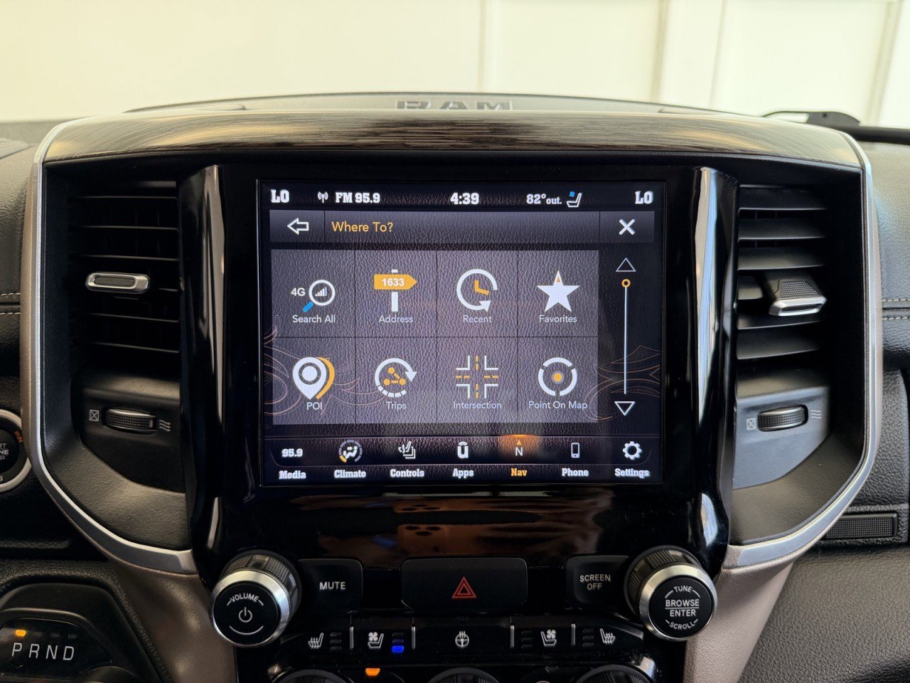 Used 2020 RAM 1500 Laramie image 24