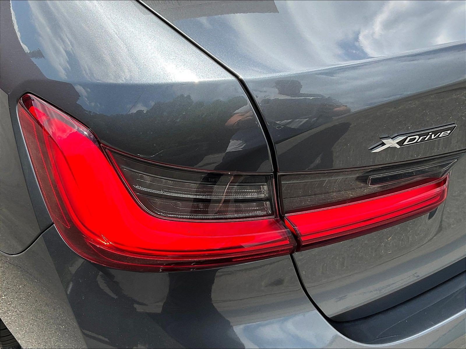 Used 2020 BMW 330i xDrive Sedan AWD/4WD image 23