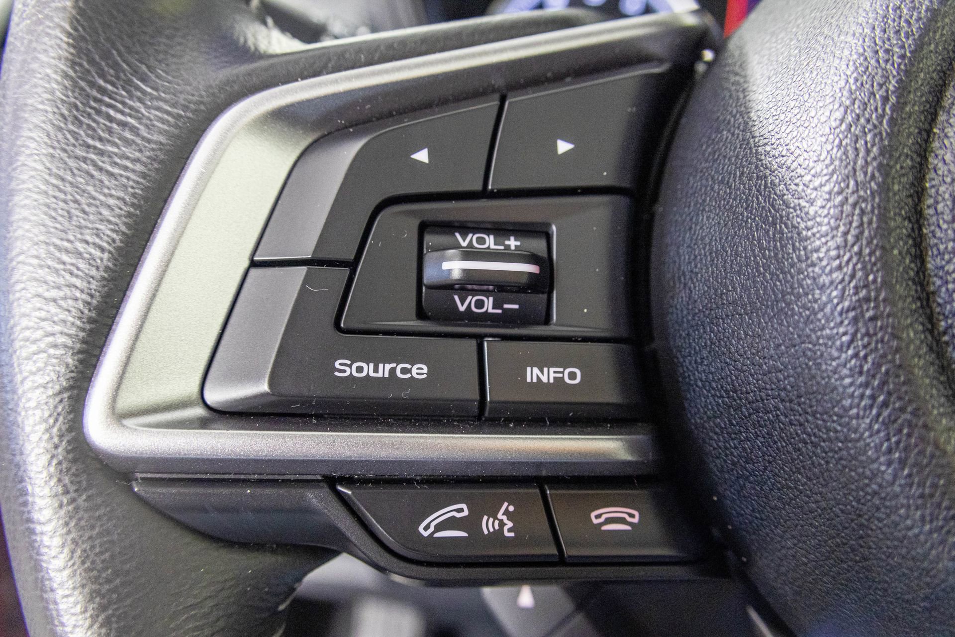 Used 2023 Subaru Forester Premium image 32