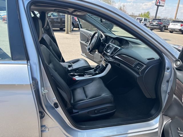 Used 2016 Honda Accord EX-L image 13