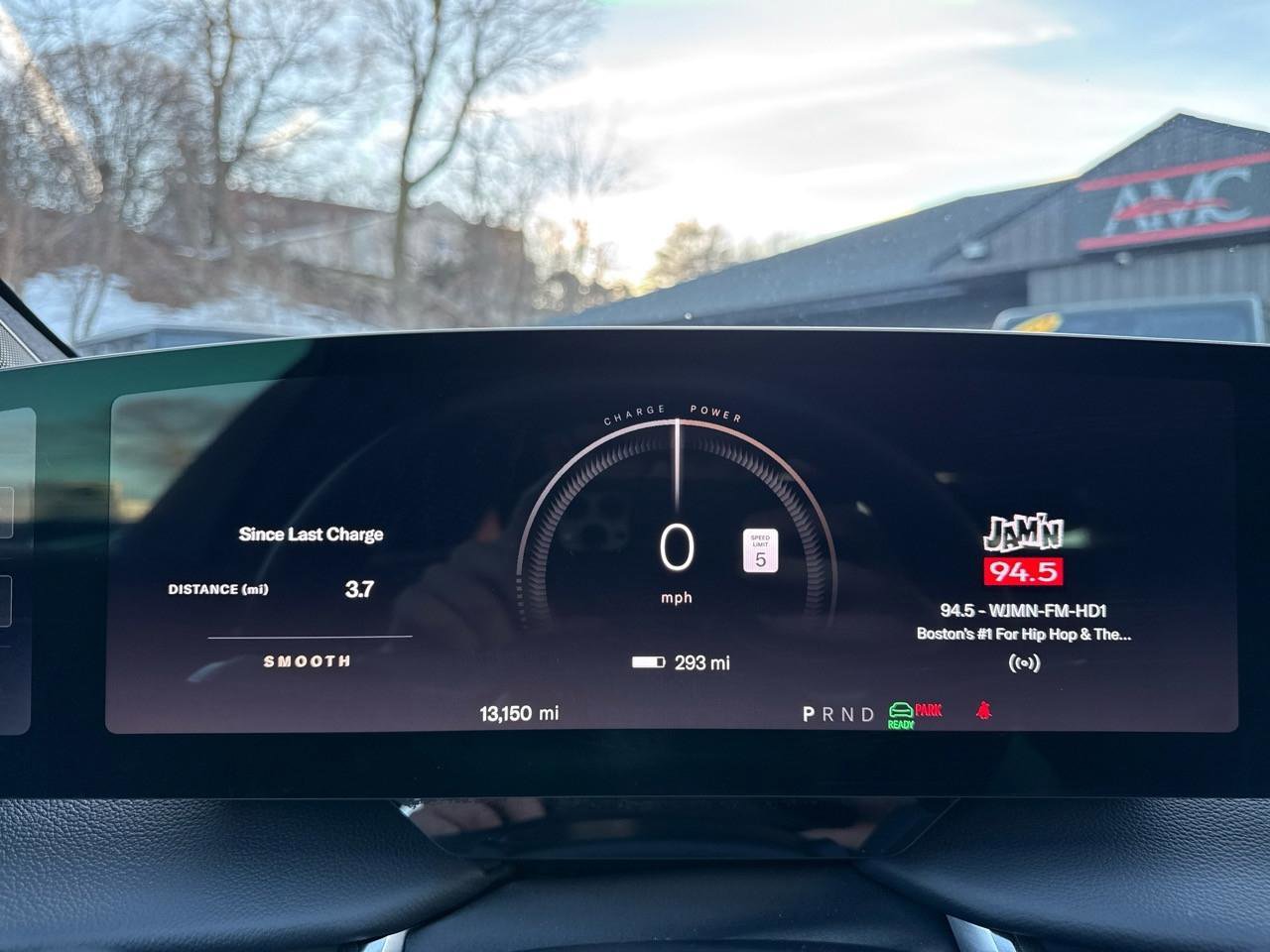 Used 2024 Lucid Air Touring image 34