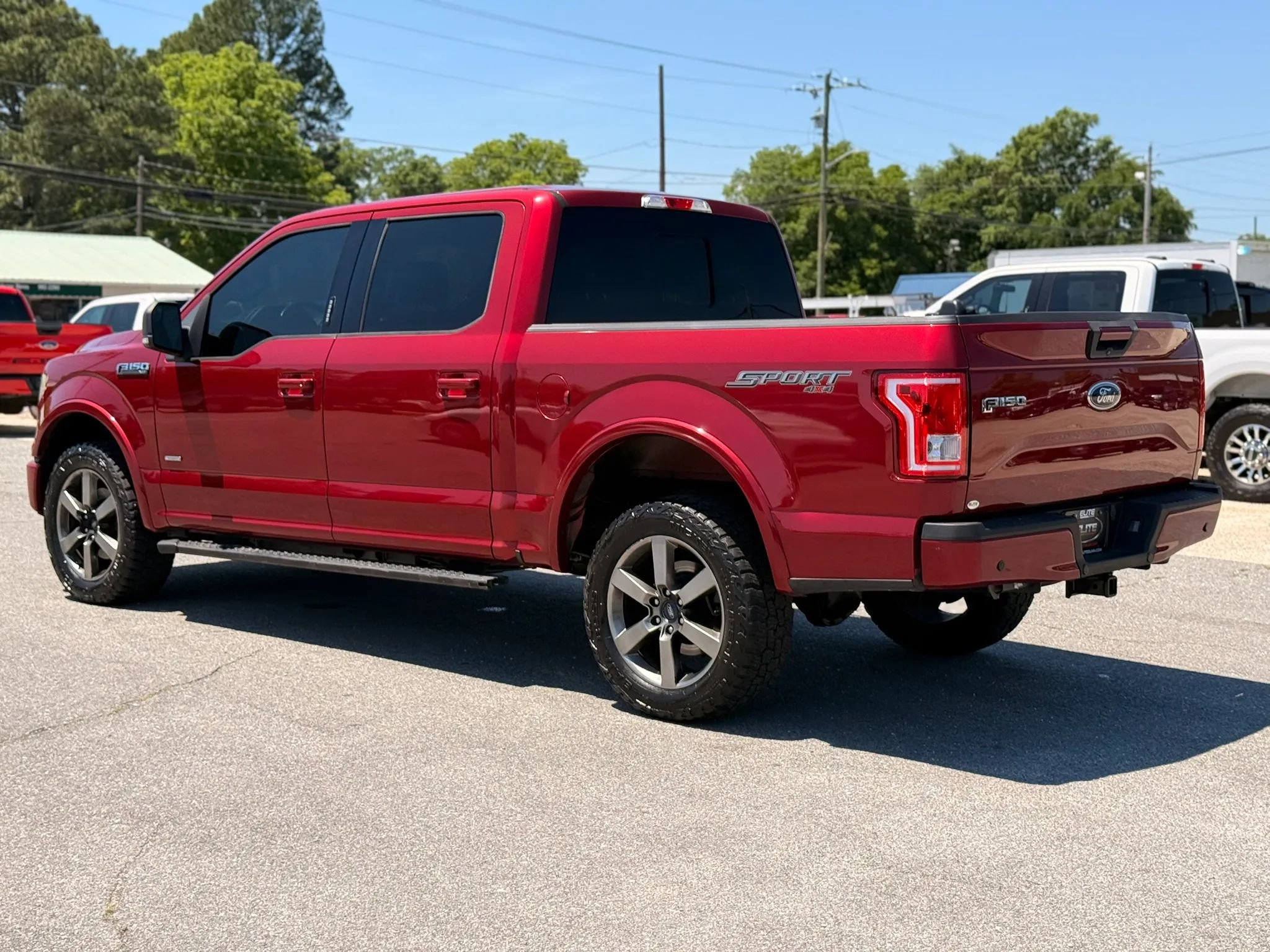 Used 2015 Ford F150 XLT w/ Equipment Group 302A Luxury AWD/4WD image 7