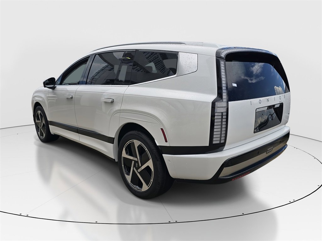 New 2026 Hyundai Ioniq 9 Calligraphy image 4
