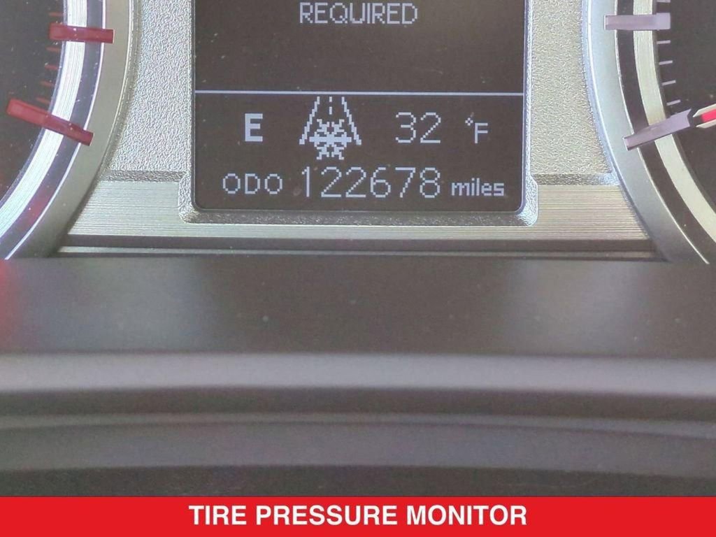 Used 2019 Toyota 4Runner TRD Off-Road Premium image 18