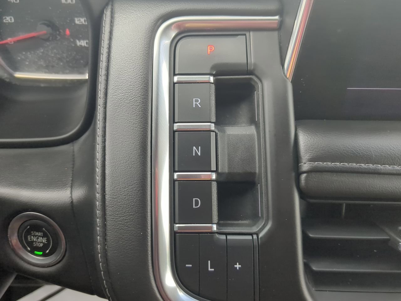 Used 2021 Chevrolet Tahoe LS RWD image 16