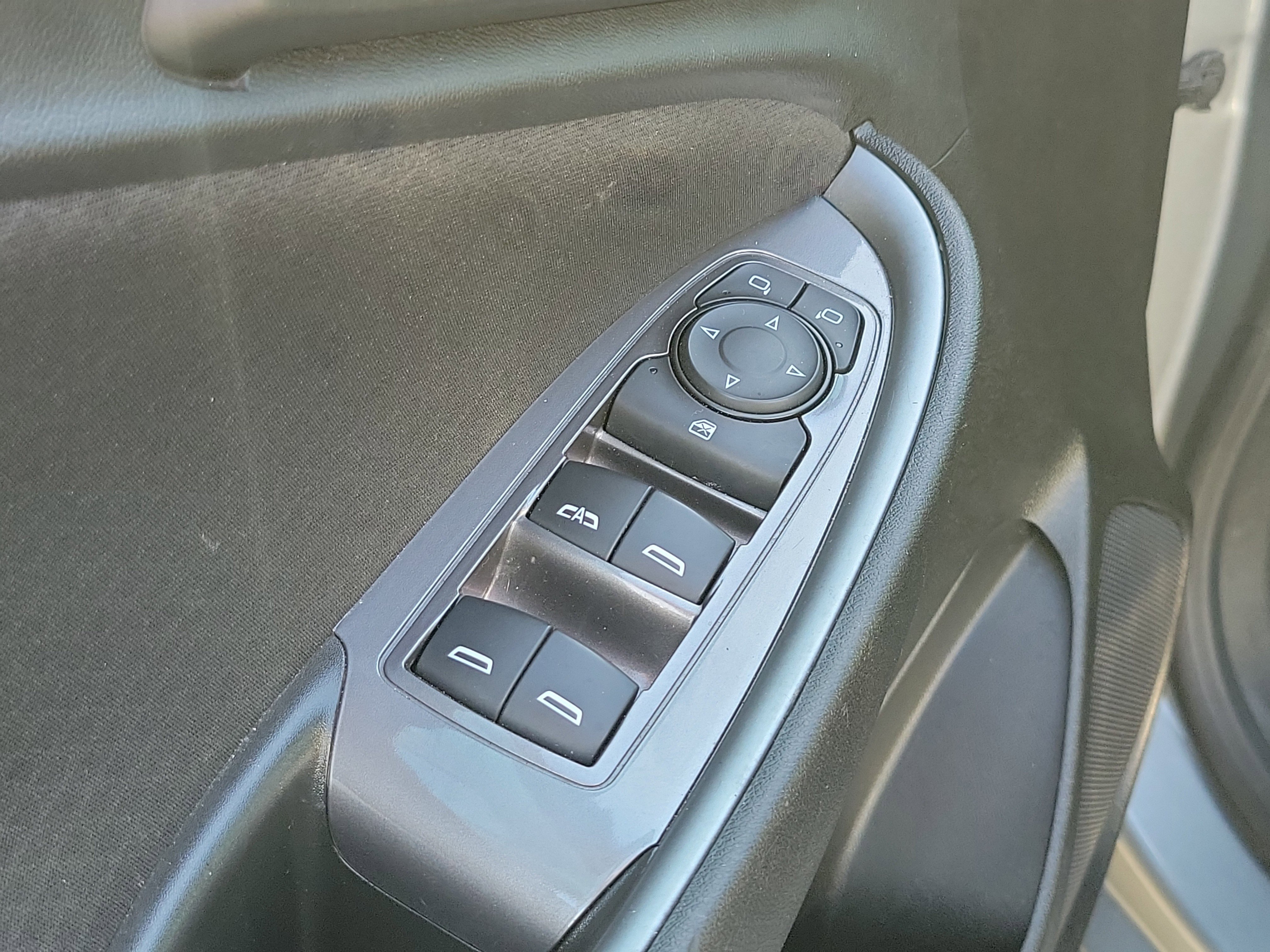 Used 2024 Chevrolet Malibu LT FWD image 18