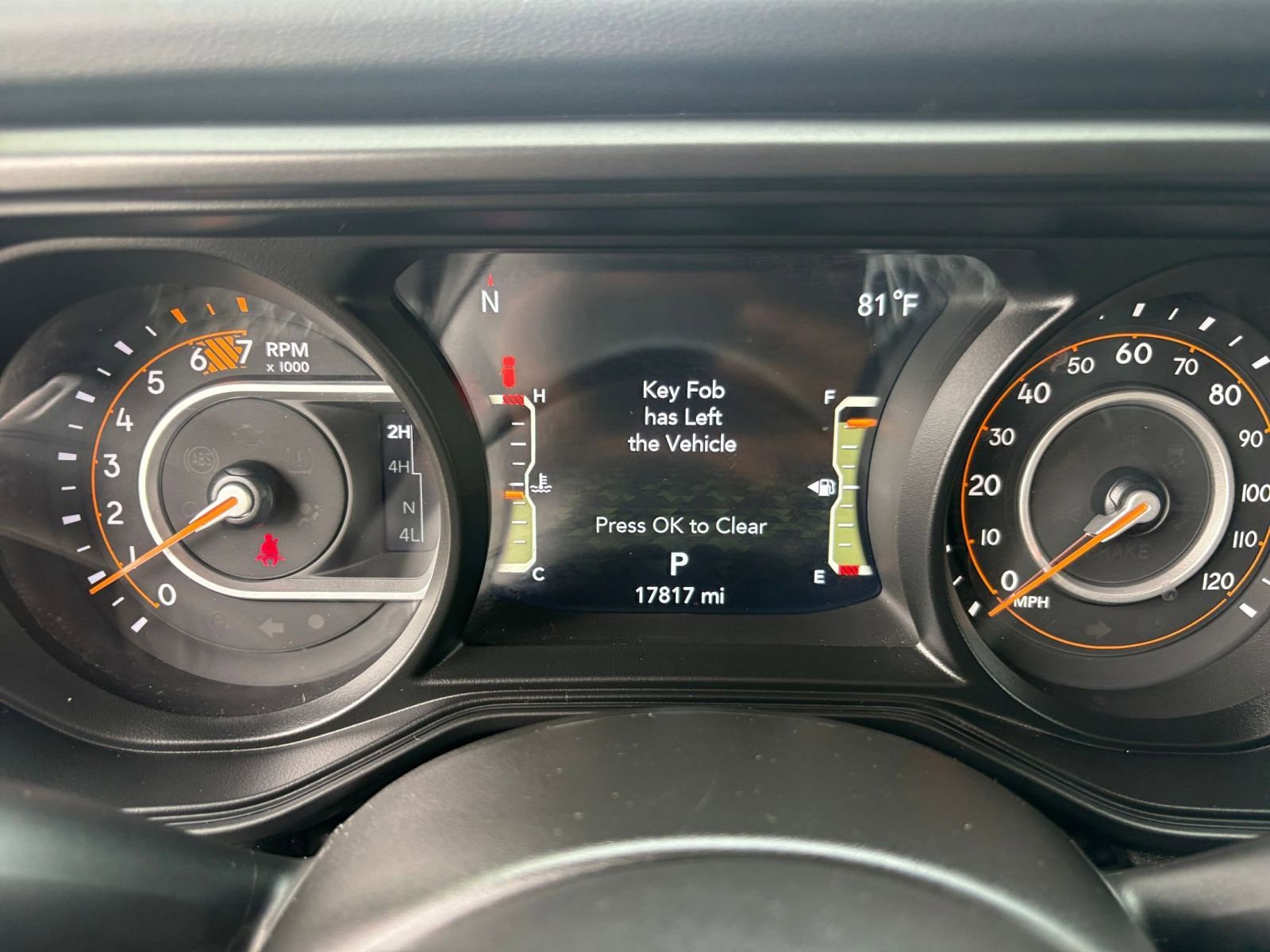 Used 2025 Jeep Wrangler Unlimited Rubicon AWD/4WD image 39