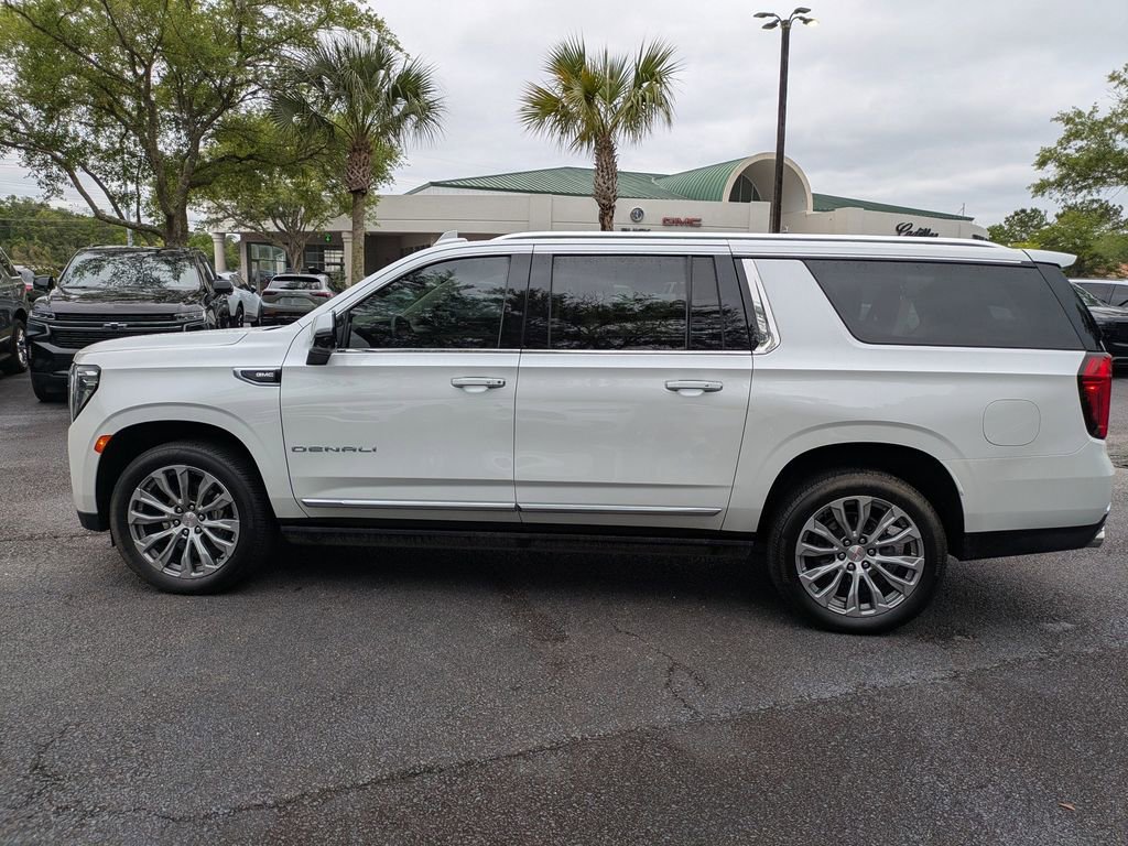 Used 2021 GMC Yukon XL Denali w/ Denali Premium Package RWD image 7